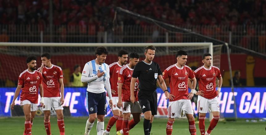 غياب 4 أجانب عن مران الأهلي.. وتحركات لدعم خط الهجوم بثنائي جديد