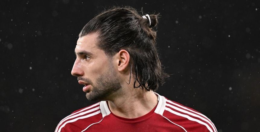 ليفربول يتوصل لاتفاق مع سوبوسلاي لتجديد عقده حتى 2031