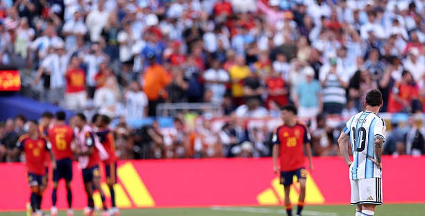 كواليس «خناقة الشوراع» بعد نهائي كأس العالم.. من بدأ الشجار العنيف؟