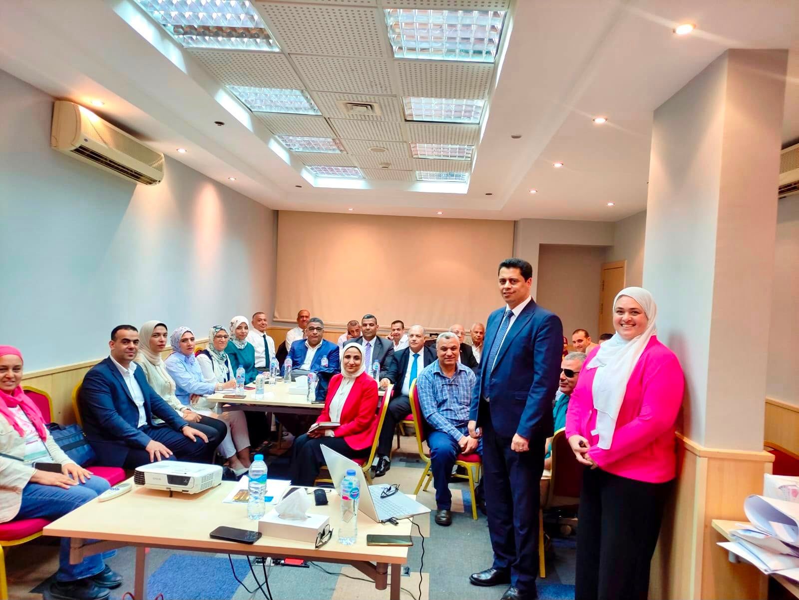 تدريب المعلمين بجميع المحافظات على مناهج البكالوريا بالتعاون مع اليونيسف