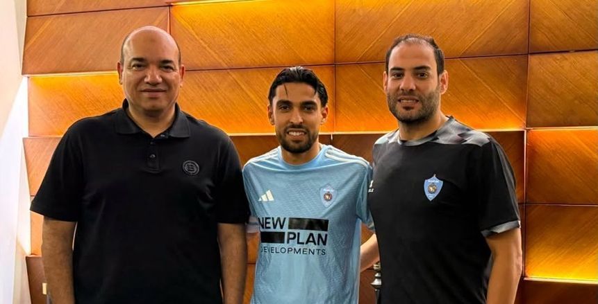 غزل المحلة يتعاقد مع فارس نشاط ظهير أيمن شبيبة القبائل الجزائري