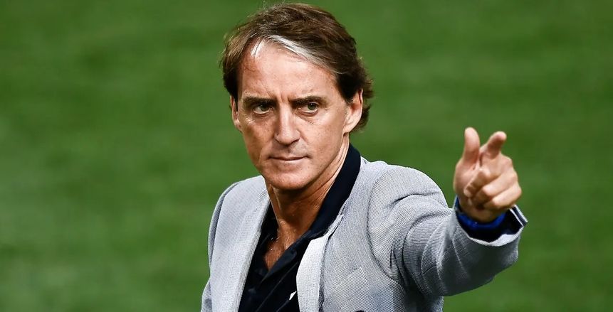 الاتحاد الإيطالي يستقر على تعيين مانشيني مدربا لـ«الأتزوري» في ولاية ثانية