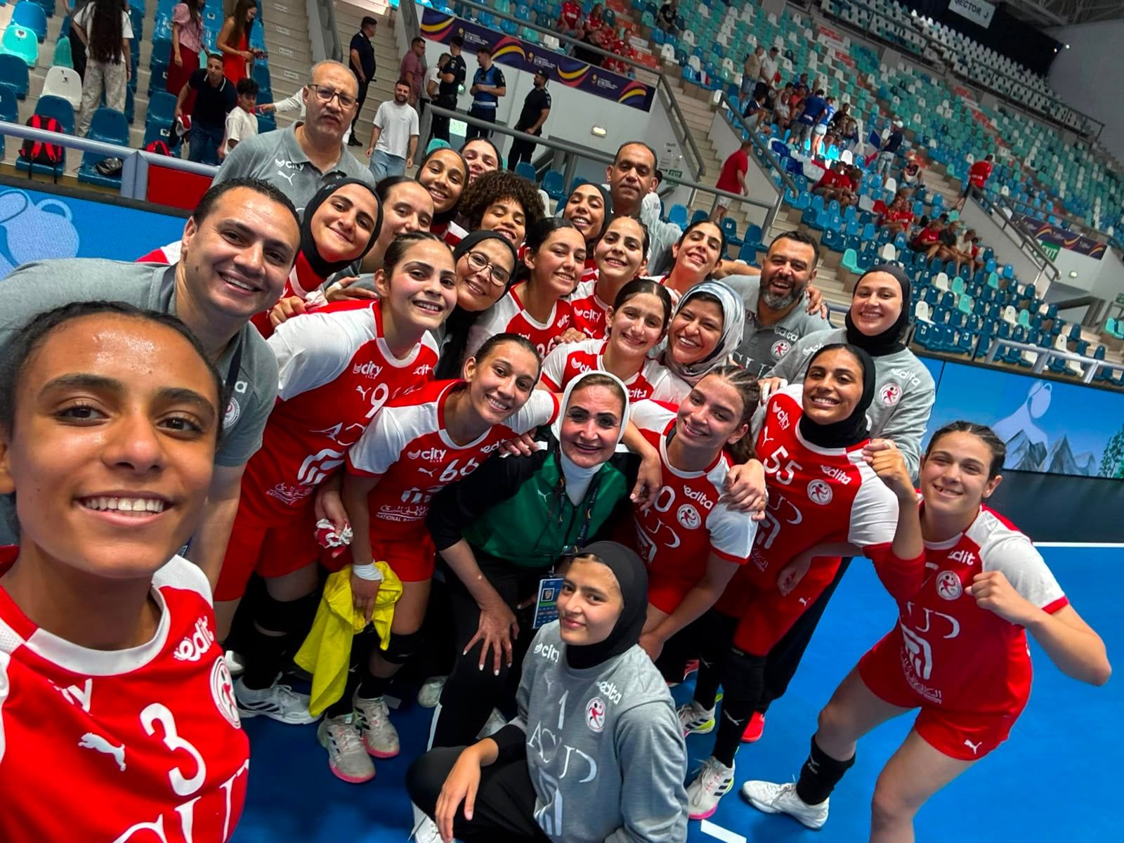 منتخب ناشئات كرة اليد