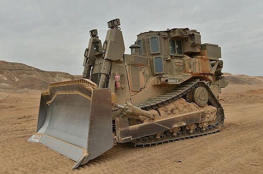 صورة توضيحية 3 جرافة D9 المسيرة عن بعد