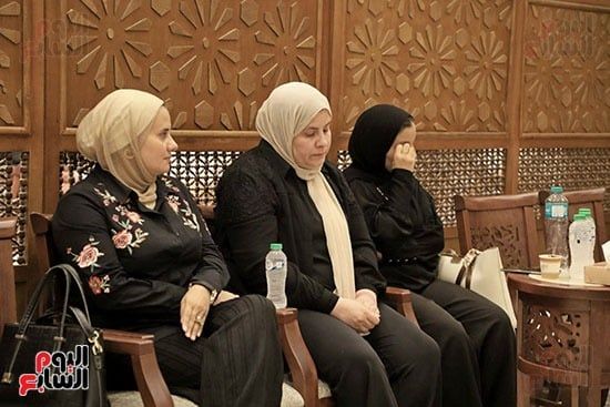 عزاء والد الصحفية دينا عبد العليم (35) عزاء والد الصحفية دينا عبد العليم (35)
