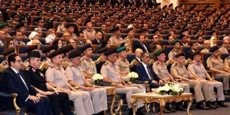 وزير الدفاع يشهد الإعلان عن قبول دفعات جديدة بالأكاديمية العسكرية والكليات والمعاهد العسكرية