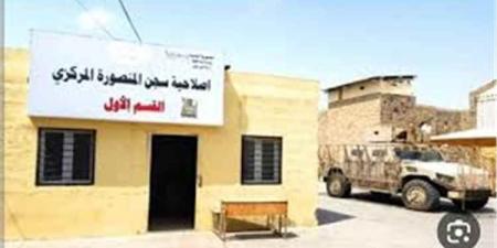 إدارة سجن المنصورة المركزي بعدن تنفي الإفراج عن المتهمين في قضية اغتيال " اللواء جواس"