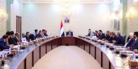 مجلس الوزراء يعلن حالة الانعقاد الدائم ويرفع الجاهزية لمواجهة تداعيات أزمة مطار صنعاء