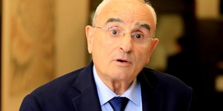 وزير الدفاع اللبناني يقدّم واجب العزاء في سفارة دولة قطر