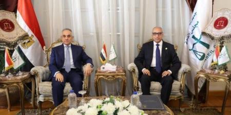 وزير العدل يهنئ رئيس مجلس الدولة بمناسبة توليه منصبه الجديد