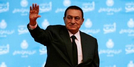 وثائق إسرائيلية تكشف تفاصيل اتصالات سرية بين مبارك وشامير عقب اندلاع الانتفاضة الفلسطينية الأولى