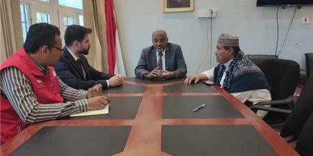 وزير الإدارة المحلية يبحث مع جمعية الهلال الأحمر التركي تعزيز التدخلات الإنسانية والتنموية في المحافظات المحررة