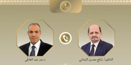 وزير الخارجية يبحث هاتفياً مع نظيره اليمني مستجدات الأوضاع في اليمن