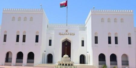سلطنة عمان تدين التهديدات الصاروخية تجاه المنطقة الجنوبية من السعودية