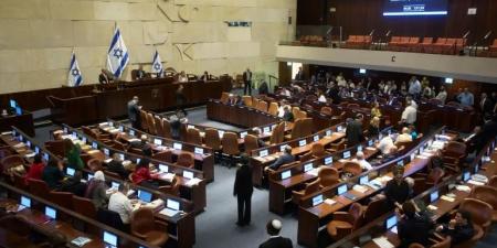 استطلاع للقناة 13 الصهيونية: تحالف نتنياهو سيحصل على 50 مقعدًا فقط من مقاعد الكنيست