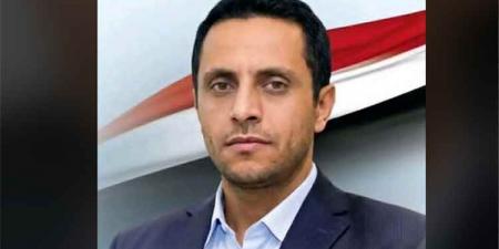 عصابة مسلحة تقتل شاب من ابناء عتمه أمام منزله في محافظة صعدة