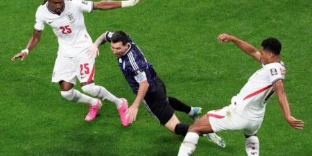 التعادل السلبي يحسم الشوط الأول بين إنجلترا والأرجنتين في نصف نهائي كأس العالم 2026