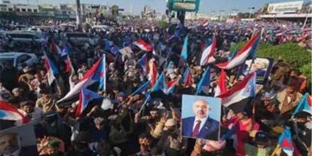 الانتقالي المنحل يؤجج الفوضى ويدعو أنصاره للاحتشاد ومحاصرة المقار الحكومية في المحافظات الجنوبية اليوم