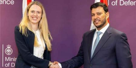 العليمي يلتقي وزيرة القوات المسلحة البريطانية ومواجهة تهديدات الحوثيين على رأس الاجندة