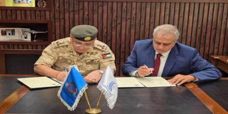 "الطيران المدني" والمركز الجغرافي الملكي يوقعان مذكرة لبناء قاعدة بيانات جغرافية محدثة