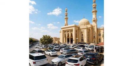 «أبوظبي للتنقّل» يحدُّ من الوقوف العشوائي حول المساجد في أوقات الصلاة