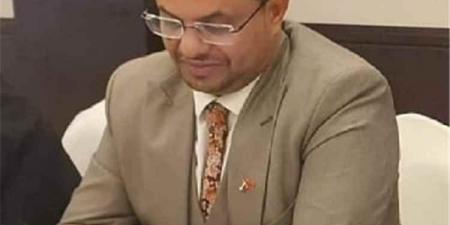 الصحفي البيل: الحوثي لا يريد فتح مطار صنعاء أمام إيران لا أمام اليمنيين