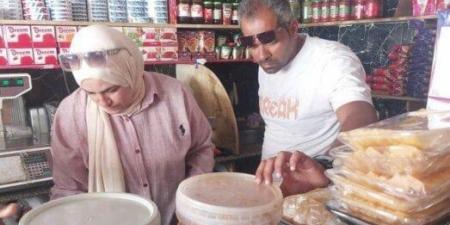 ضبط كميات كبيرة من الدجاج الفاسد والعصائر منتهية الصلاحية في حى الضواحى ببورسعيد