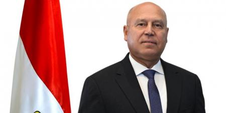 وزير النقل: ميناء الإسكندرية يحقق معدلات غير مسبوقة