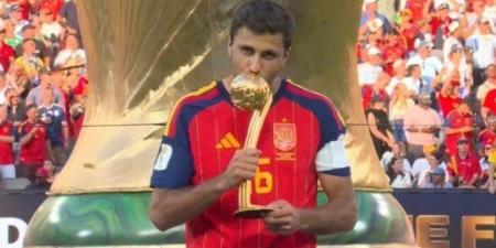 رودري يتوج بجائزة أفضل لاعب في كأس العالم 2026