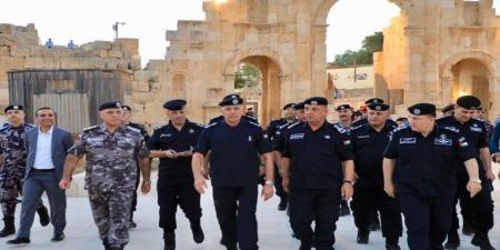 مدير الأمن العام يتفقّد موقع مهرجان جرش