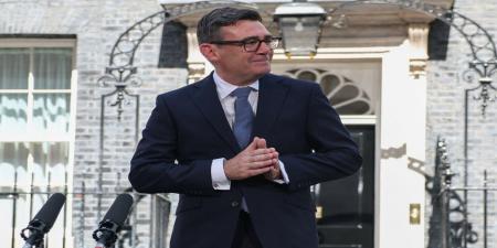 بلومبرغ: بريطانيا تسمح باستخدام قواعدها في ضربات أميركية ضد إيران