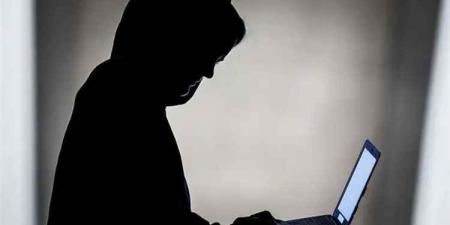 قصة صادمة: طليق يمني يشهر بزوجته السابقة بمقاطع إباحية.. والقضاء يتدخل