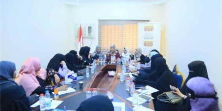 اللجنة الوطنية للمرأة تجتمع بعضواتها في الوزارات والهيئات الحكومية لبحث تحديات العمل وتمكين المرأة مؤسسياً