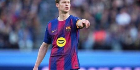 برشلونة يكشف طبيعة إصابة دي يونج.. ومدة غيابه تضع النادي في أزمة
