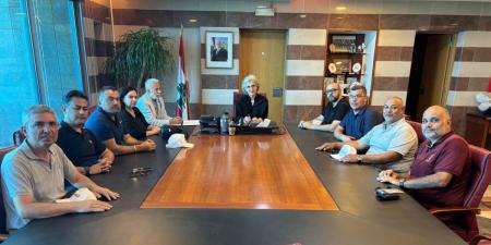 وزيرة التربية اجتمعت مع وفد من الاساتذة المتعاقدين في الجامعة اللبنانية