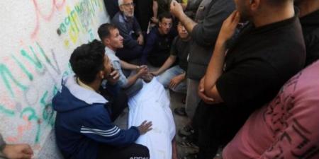 استشهاد فلسطينيَين في قصف الاحتلال مخيم جباليا