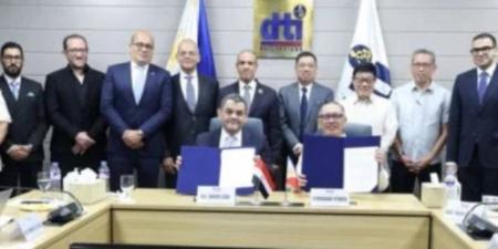 وزير الخارجية يشارك في مائدة مع كبار رجال الأعمال الفلبينيين