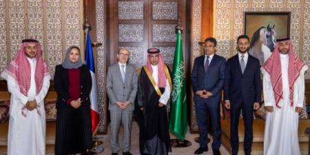 السفير المجفل يقدم نسخة من أوراق اعتماده لوزارة الخارجية الفرنسية