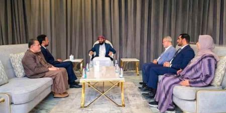 المحرّمي يلتقي قيادة هيئة التشاور.. هذا ما ناقشه الاجتماع