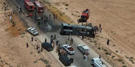 تصادم حافلتين على طريق دير الزور في سوريا