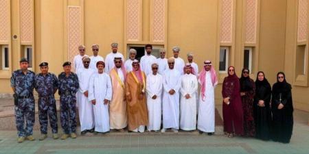 السعودية وعُمان تتابعان مشاريع لوجستية قيد الإنشاء بالمنفذ الحدودي بين البلدين.. التفاصيل