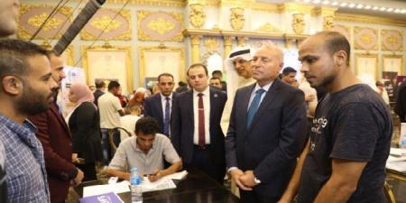 محافظ القاهرة يشهد فعاليات الملتقى التوظيفي بحدائق القبة لتوفير أكثر من 4 آلاف فرصة عمل