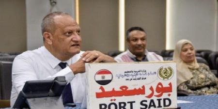 مدير تعليم بورسعيد يتفقد غرفة عمليات امتحانات الدور الثاني للشهادة الإعدادية