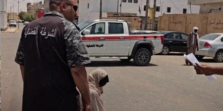 فيديو جلد امرأة في شوارع ليبيا يشعل جدلاً واسعاً.. وإجراءات رسمية بحق المسؤولين