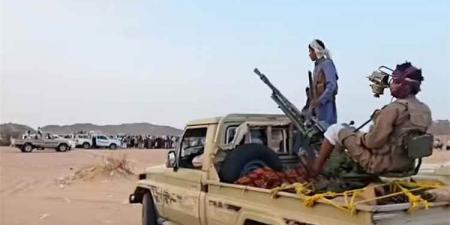 الحوثي يتكبد خسائر فادحة.. قبيلة يمنية تُشن هجوماً صارخاً في سوق اليتمة والمواجهات مستمرة