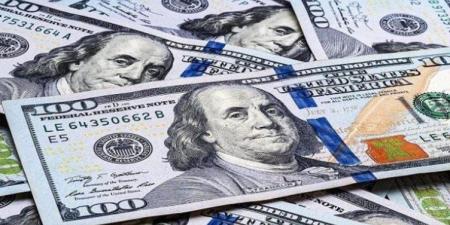الدولار تراجع عالميًا إثر توقف مؤقت للهجمات بين واشنطن وطهران.. الأسباب والتفاصيل
