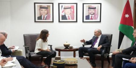 الأردن وفرنسا يبحثان سبل تعزيز العلاقات الثنائية والتطورات الإقليمية