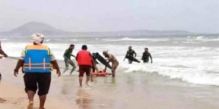 إنقاذ 6 أشخاص من الغرق في أشهر شواطئ اليمن.. والتفاصيل كاملة