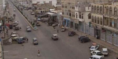 قتيل وجريح في اشتباكات قبلية بسبب خلاف على مشروع مياه بمديرية حوث في عمران