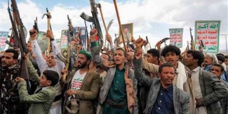 انشقاق مفاجئ.. الحوثيون يحاصرون منزل قيادي كبير في صنعاء ويُحبسون أنفاس العاصمة